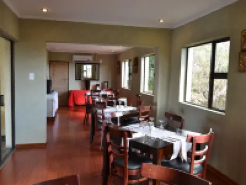 シティ ステイ ウエスト マセルのホテル