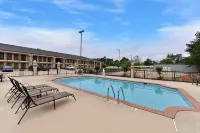 Mockingbird Inn & Suites Hotels in Monroe County
