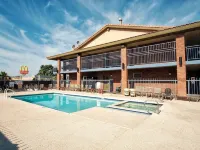 Claridge Inn - St. George - Rooftop Pools