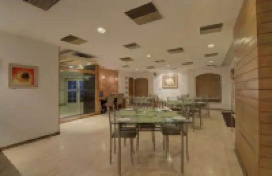 Tristar Serviced Apartments