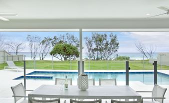 Sentosa at Tugun Beachfront Holiday Home