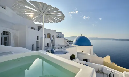 Cave Suite Oia