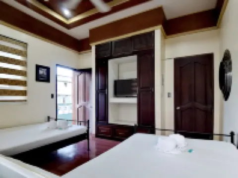 デン デン ゲストハウス バタネスのホテル