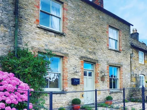 Rathbone Cottage