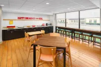 Hampton Inn Chicago-Midway Airport (Bedford Park) - breakfast