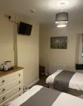 Commercial Hotel - 2-Star