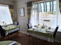 Brookside Guest House & Mini Spa