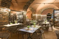 BASTIÒ Private Suites - Breakfast