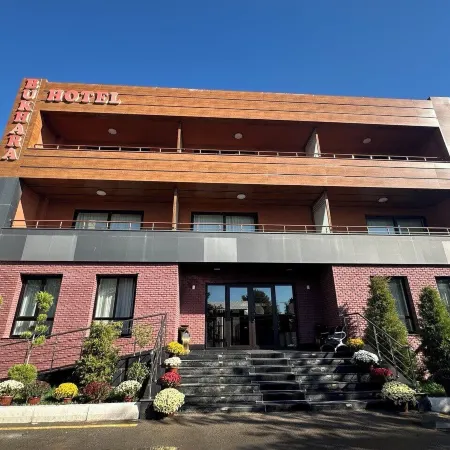 Hotel Bukhara Отели рядом с Международный аэропорт Бухара