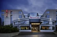 Hôtel Mercure Paris Massy Gare TGV Hotel dekat MASSY TGV RAILWAY STATION