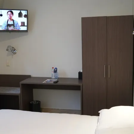 Hotel Corner House by WP Hotels