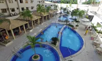 Boulevard Suíte Hotel by Wam Experience - Pool