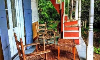Lafleur Guest House