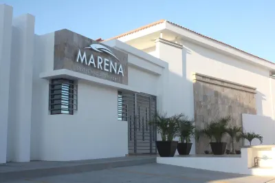 مارينا سويتس آند أبارتمنتس فنادق في 