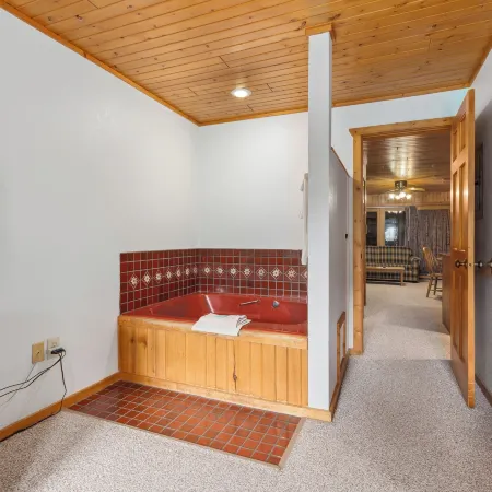 The Lodges at Breezy Point