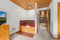 The Lodges at Breezy Point - spa