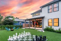 Queen's Gambit - 7 Min Uber to Downtown Atx - Bungalow
