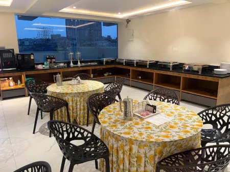 Hotel Lemon Park Отели в г. Dondaparti