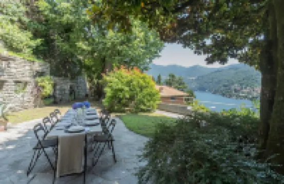 Villa Chiara Moltrasio with Private Garden by Rent All Como