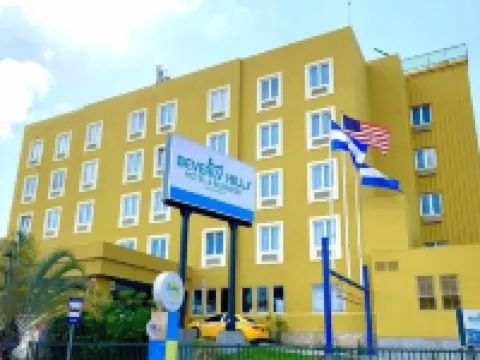Beverly Hills: Hotel and Business Hotels in Antiguo Cuscatlán