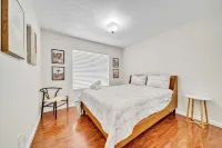 @marbella Lane - 4BR Lavish Castle Retreat Hotels in Indio