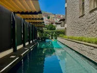 Onia Luxury Escape