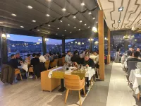 조야나 오텔 창키리 호텔