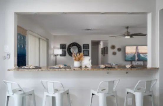 5027 Fairfield Dr - Paradise Palms 3 Bedroom Home by RedAwning 麥格雷戈酒店