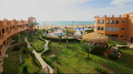 La Rosa Empire Hotel Отели в г. Ataqah