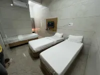 Vrajvashi -Home Stay Dwarka - 2-Star