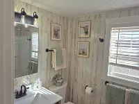 Redbud Tiny Home Resort Hotel di Vinita