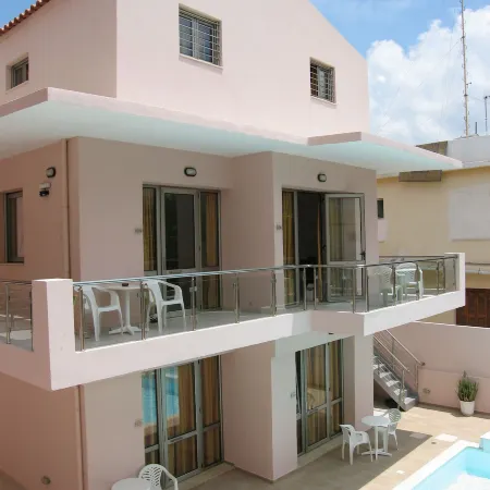 Blue Sky Hotel Apartments