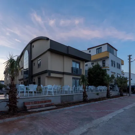 Lara Beach Homes Отели рядом с достопримечательностью «Antalya Expo Center»