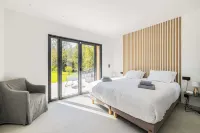 Modern Villa with Pool and Garden