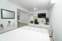 Apartamentos Ganesha Jacó Hotel di Esterillos Oeste