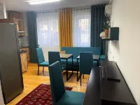 Family Guest House & Hostel - Hostels