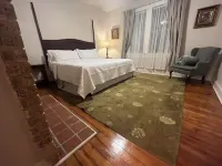 Charming 4-bedroom house with WiFi and AC close to French Quarter