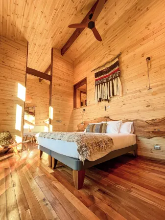 NI-Newen Hotel & Lodge