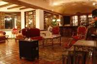 Uzhupud Garden Hotel & Lodge - 2-Star