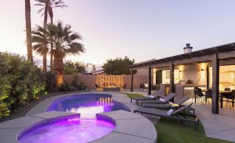 Calypso by AvantStay Entertainer’s Paradise Pool Hot Tub Putting Green