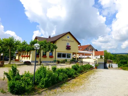 Gasthof Rebland Отели в г. Эммендинген