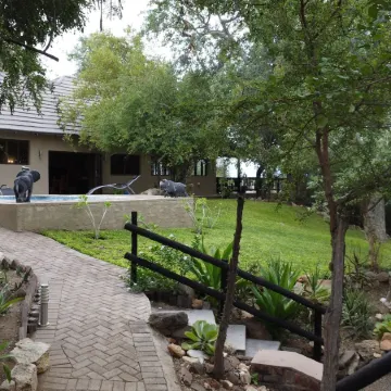 Balule Bushveld Safari Lodge