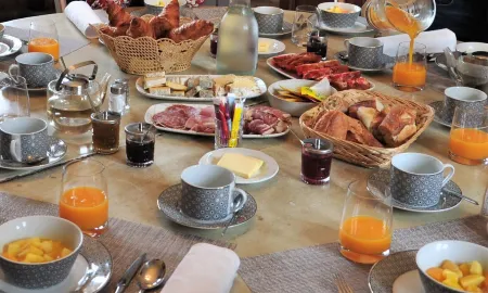 Château Origny - Moulins Отели в г. Сувиньи