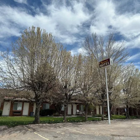 Kanosh Motel