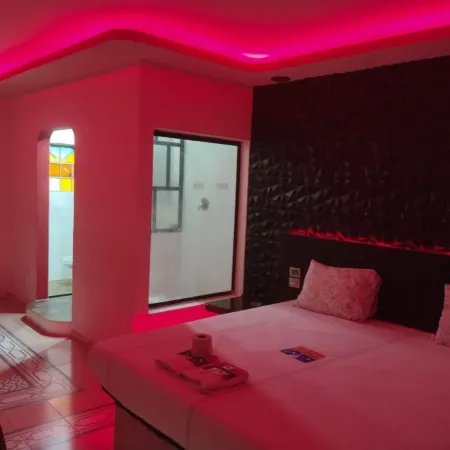 AUTO HOTEL CONSTELACION