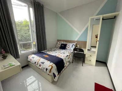 Behomy Inn Malang Hotels near Taman Rampal