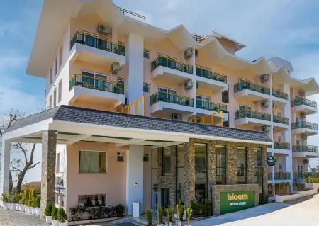 Bloom Boutique - Rishikesh Hills Отели рядом с достопримечательностью «Glamping Dome By Navira home's»