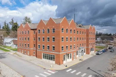 Brewster Hall Hotel di 