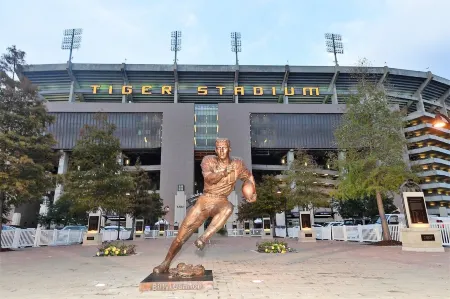 Super Quiet/Comfortable Historic Beauregard Downtown minutes to LSU