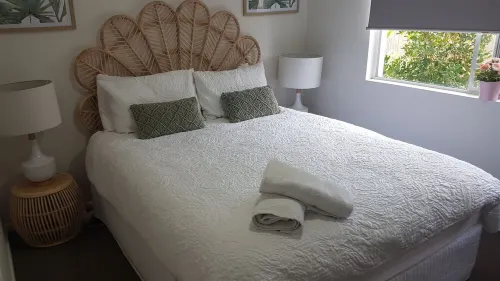 Cosy Buderim home away from home